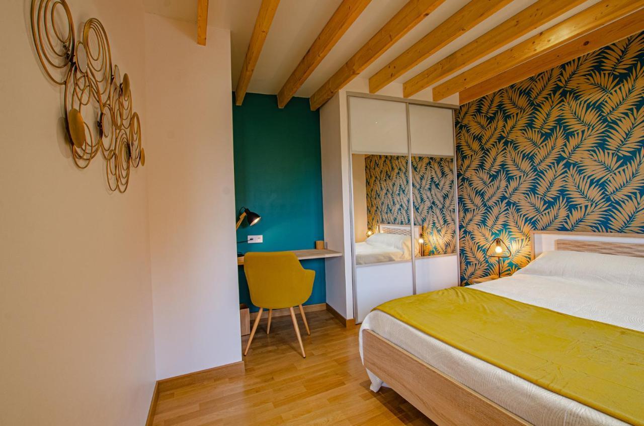 La Chambre D'Amis La Costignieres Montgueux Екстер'єр фото