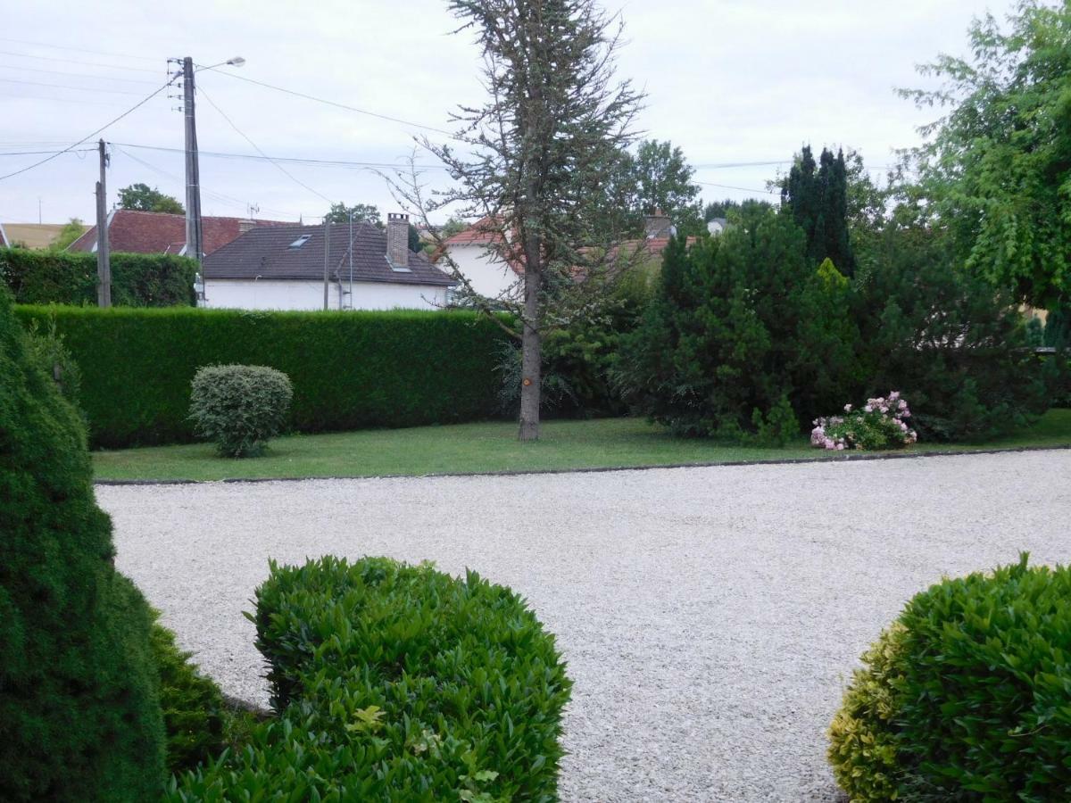 La Chambre D'Amis La Costignieres Montgueux Екстер'єр фото