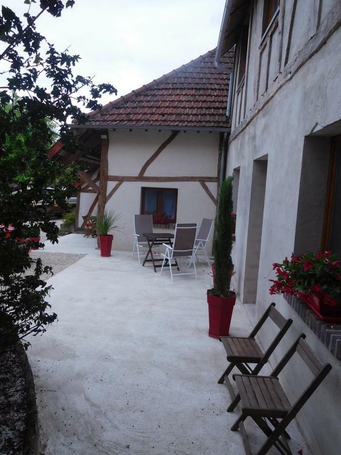 La Chambre D'Amis La Costignieres Montgueux Екстер'єр фото